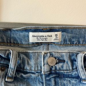 Abercrombie 90s High Rise - REMOVING 2/24